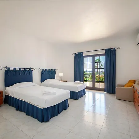 D06 - Vila Ceu In Holiday home